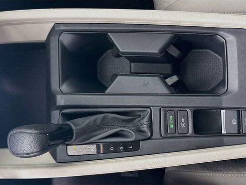 Certified 2023 Honda Accord EX image 15