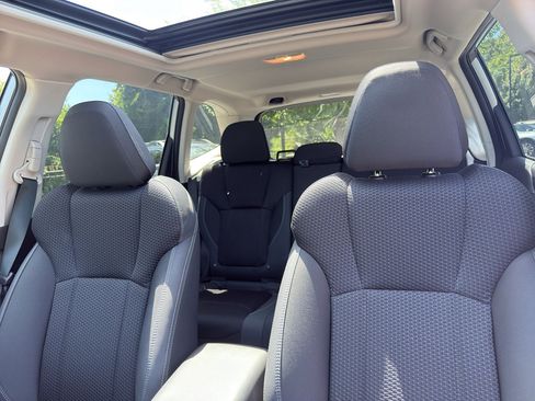 Used 2021 Subaru Forester Premium AWD/4WD image 8