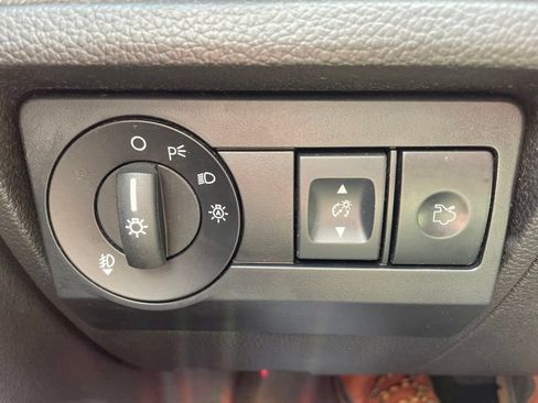 Used 2012 Ford Fusion SE FWD image 16