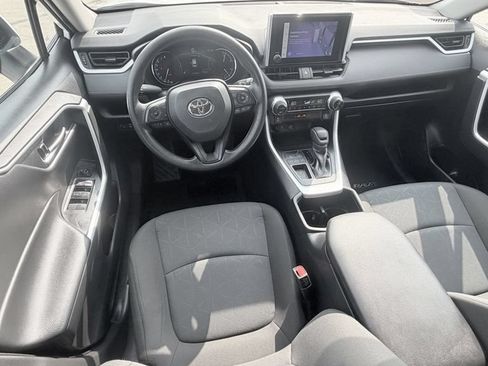 Used 2025 Toyota RAV4 XLE FWD image 14