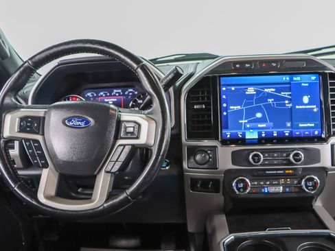 Used 2022 Ford F250 Lariat w/ Lariat Ultimate Package image 18