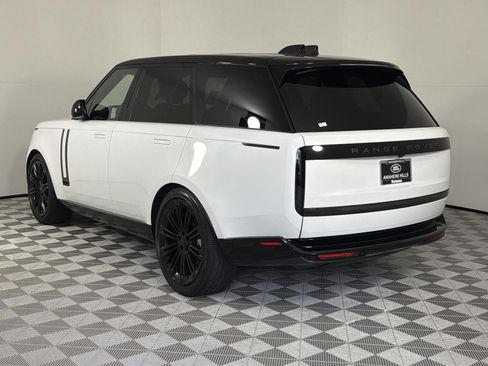 New 2026 Land Rover Range Rover SE image 3