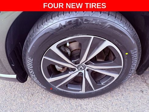 Certified 2024 Lexus RX 350 Premium w/ Accessory Package (Z1) image 4