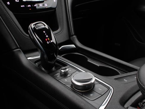 Used 2021 Cadillac XT6 Premium Luxury image 14