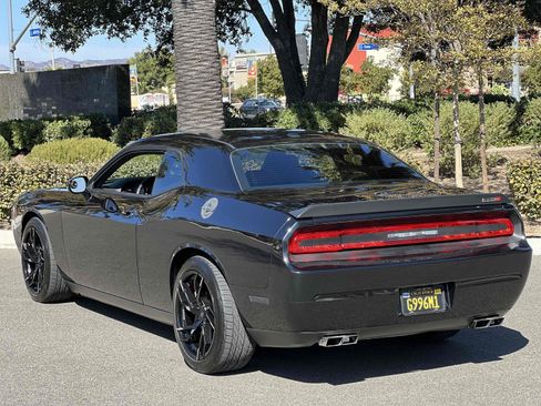Used 2010 Dodge Challenger SRT8 w/ SRT Option Group II image 18