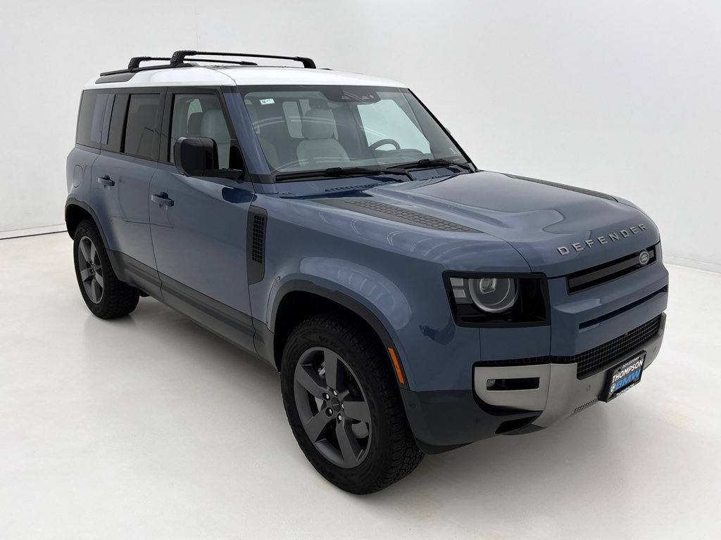 Used 2026 Land Rover Defender 110 S AWD/4WD image 2