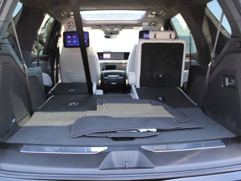 Used 2025 Cadillac Escalade Sport Platinum AWD/4WD image 59