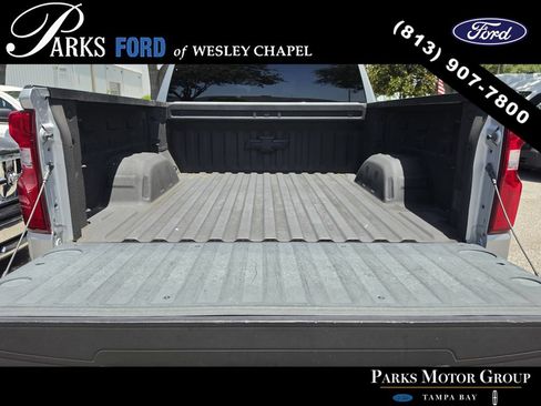 Used 2019 Chevrolet Silverado 1500 RST AWD/4WD image 9