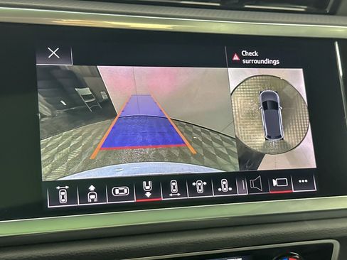 Used 2022 Audi Q3 2.0T Premium Plus image 18