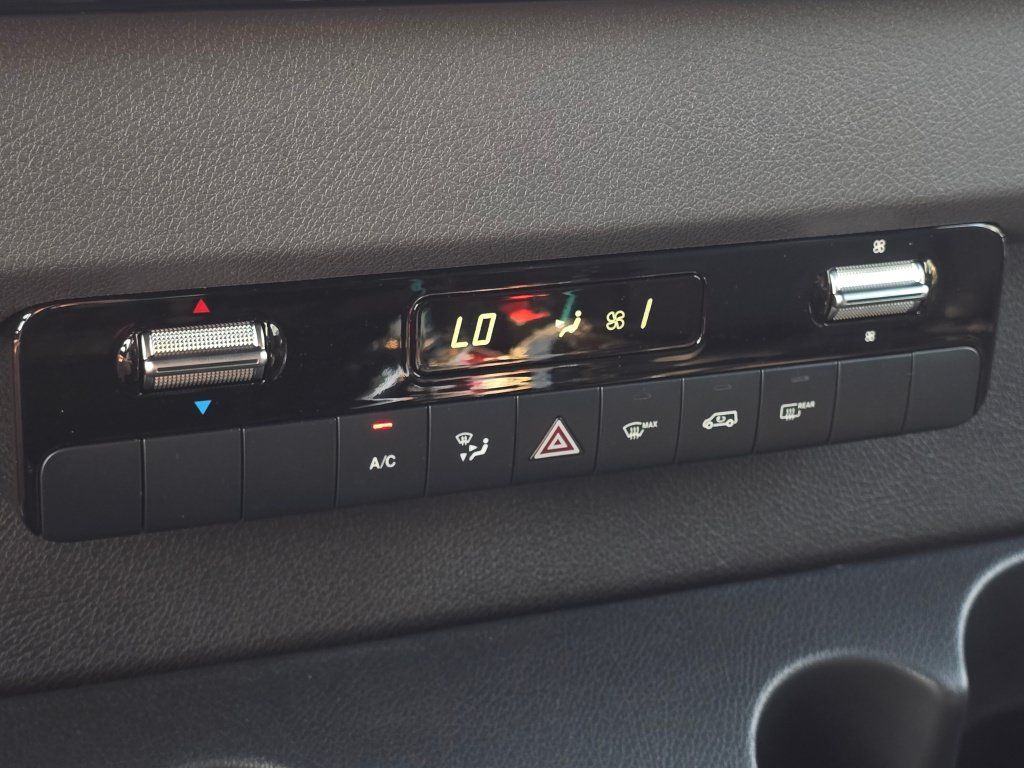 New 2026 Mercedes-Benz Sprinter 2500 image 39