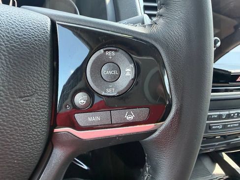 Used 2022 Honda Pilot Elite image 18