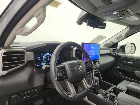 Used 2024 Toyota Tundra Limited image 12