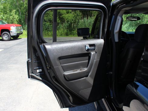 Used 2007 HUMMER H3 AWD/4WD image 28