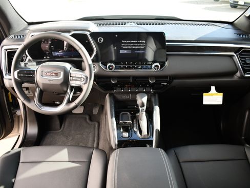 New 2026 GMC Canyon Elevation w/ Convenience Package image 13