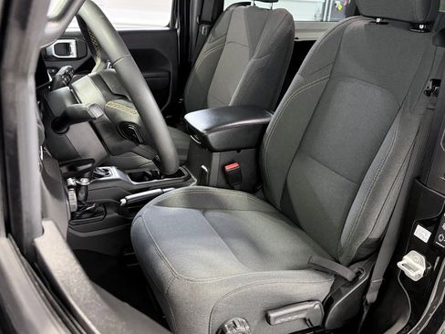 Certified 2024 Jeep Wrangler Willys image 24