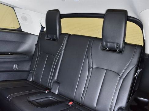 Certified 2026 INFINITI QX60 Luxe w/ Cargo Package AWD/4WD image 29