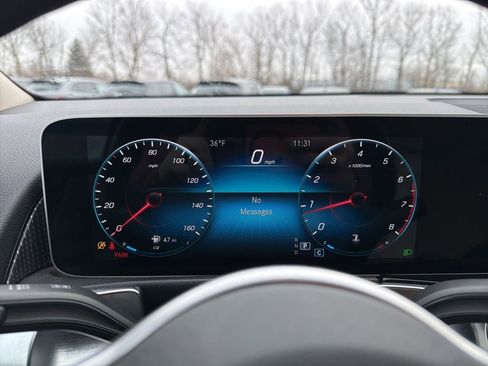 Used 2020 Mercedes-Benz GLB 250 4MATIC image 29