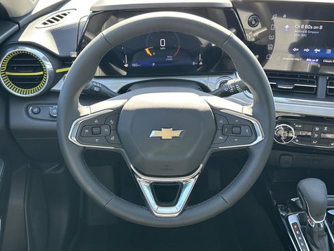 New 2026 Chevrolet Trax LT w/ Driver Confidence Package image 25