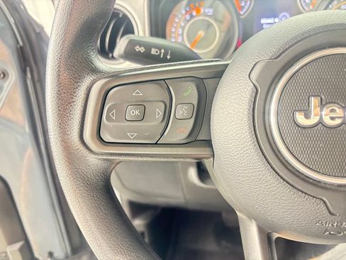Used 2024 Jeep Wrangler Unlimited Sport AWD/4WD image 23