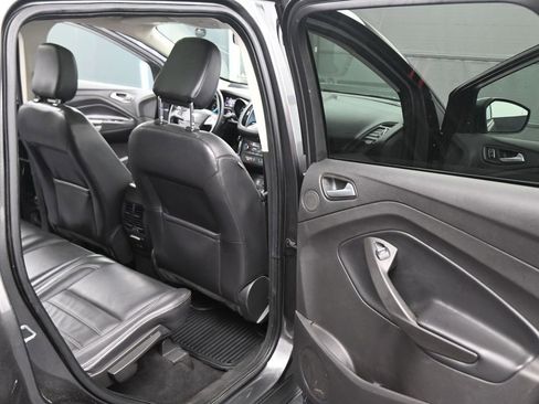 Used 2019 Ford Escape Titanium AWD/4WD image 45