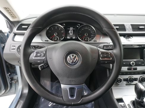 Used 2013 Volkswagen CC Lux image 15