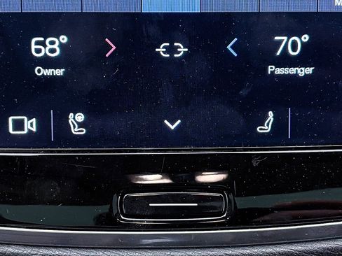 Used 2024 Volvo XC90 B6 Plus w/ Protection Package Premier image 25