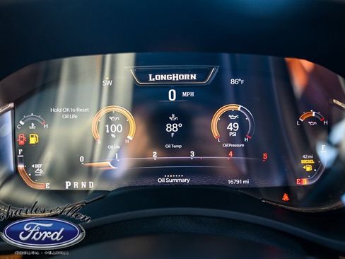 Used 2024 RAM 3500 Limited w/ Towing Technology Group image 9