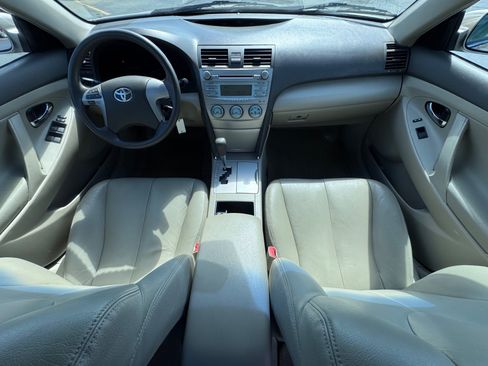 Used 2008 Toyota Camry LE FWD image 13