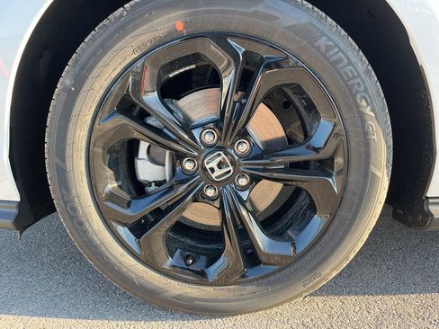 New 2025 Honda Accord SE image 6