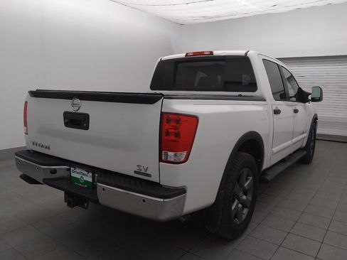 Used 2015 Nissan Titan SV w/ SV Value Truck Package RWD image 9