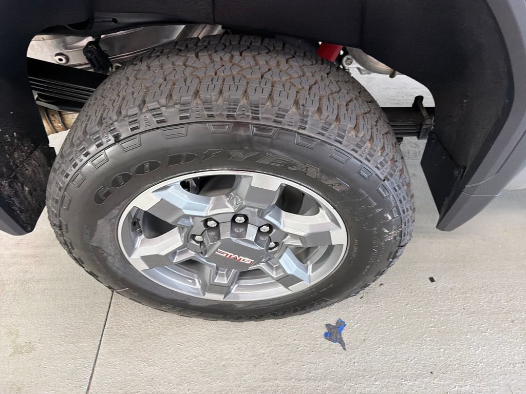 New 2026 GMC Sierra 2500 SLT AWD/4WD image 4