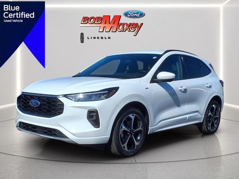 Used 2023 Ford Escape ST-Line Select w/ Tech Pack #2 AWD/4WD image 1