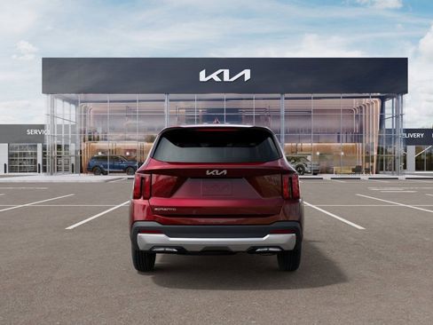 Certified 2025 Kia Sorento LX image 5