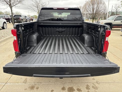 Used 2021 Chevrolet Silverado 1500 RST image 14