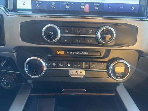 Used 2022 Ford F250 Lariat image 26