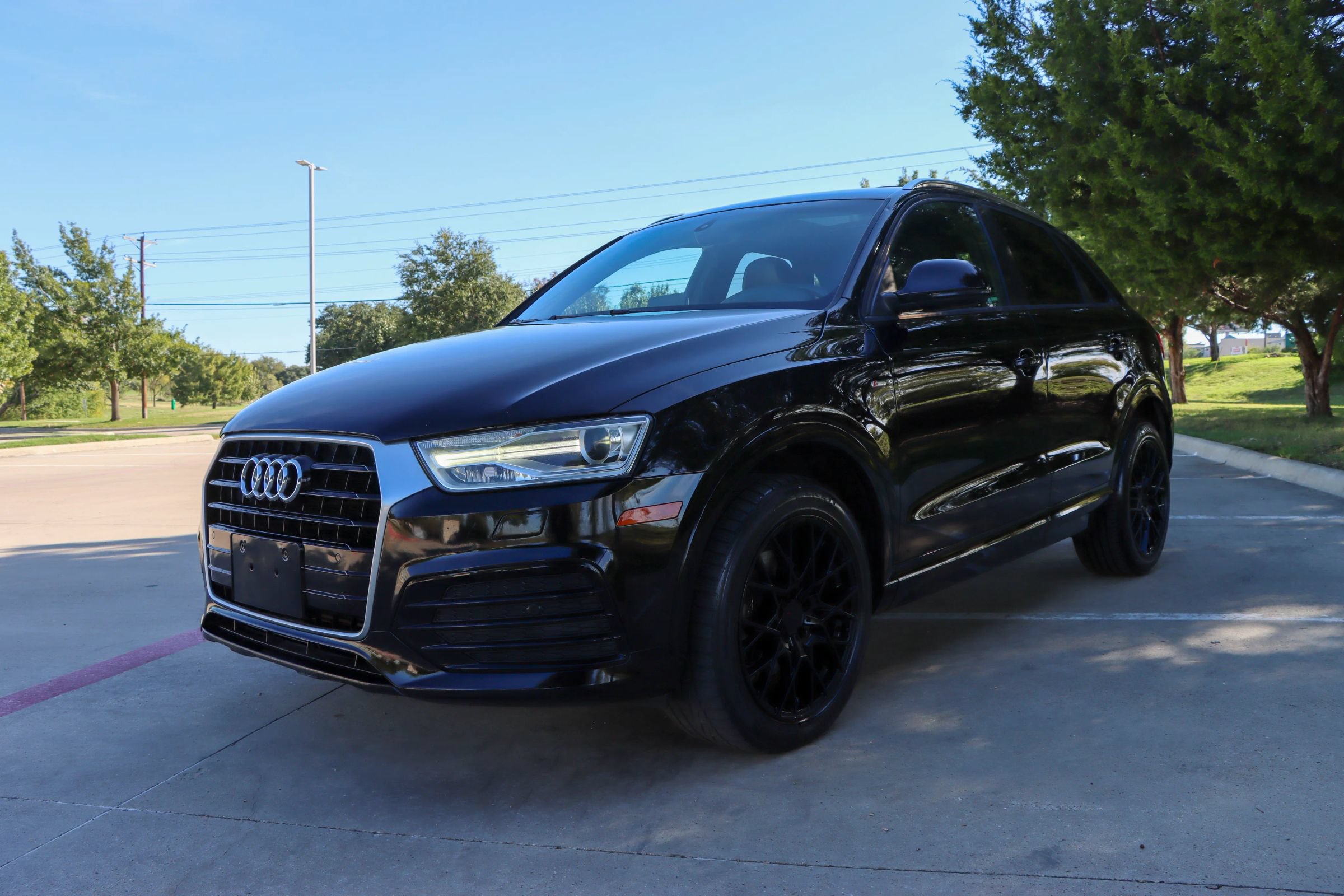Used 2018 Audi Q3 2.0T Premium FWD image 3