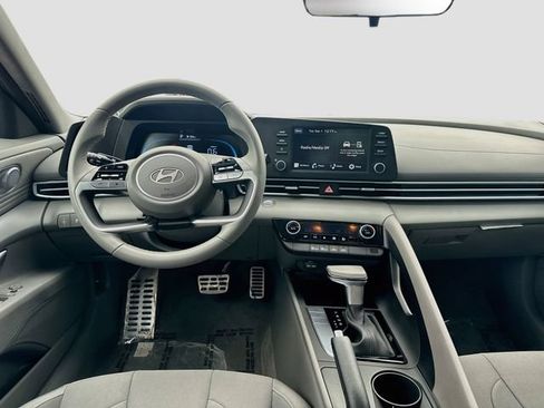Certified 2026 Hyundai Elantra Sport FWD image 22