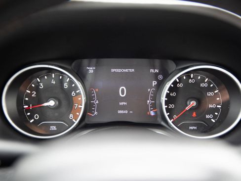 Used 2018 Jeep Compass Limited w/ Navigation Group AWD/4WD image 12