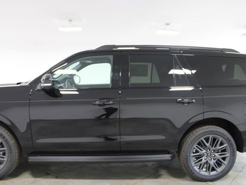 New 2026 Ford Expedition Platinum AWD/4WD image 5