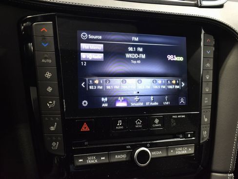 Certified 2025 INFINITI QX55 Essential AWD/4WD image 25