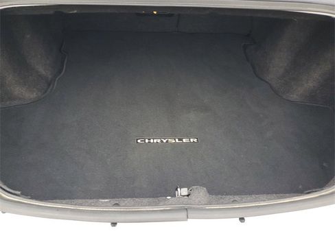 Used 2014 Chrysler 200 Limited image 7