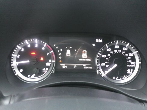 Used 2023 Toyota Highlander XLE image 20