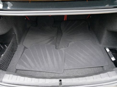 Used 2023 BMW M3 Competition w/ M Carbon Exterior Package image 45