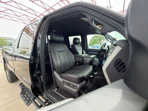 Used 2016 Ford F250 Lariat w/ Lariat Interior Package AWD/4WD image 35