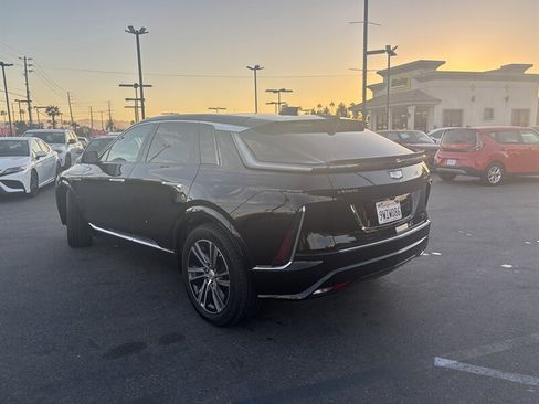 Used 2026 Cadillac Lyriq Luxury RWD image 5
