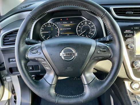 Used 2021 Nissan Murano SV image 36