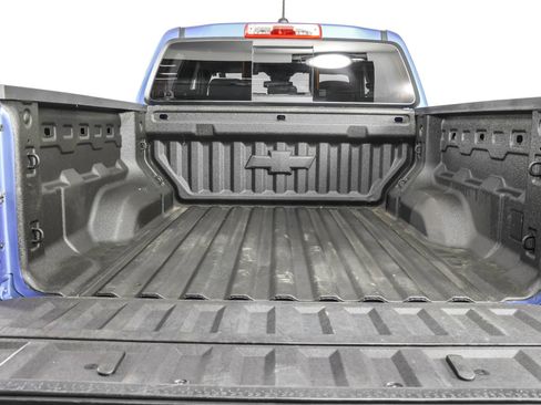 Used 2024 Chevrolet Colorado Trail Boss w/ Technology Package image 38