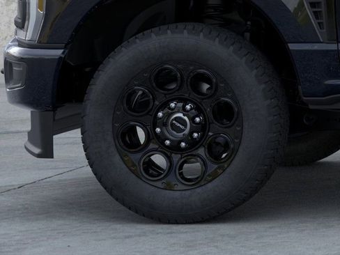 New 2025 Ford F350 XLT w/ Black Appearance Package image 22