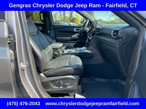 Used 2021 Ford Explorer Platinum w/ Equipment Group 601A AWD/4WD image 13