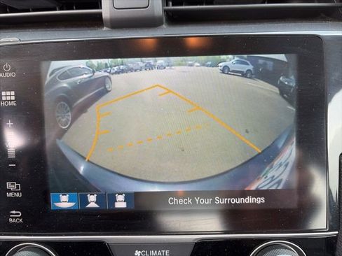 Used 2016 Honda Civic Touring image 11
